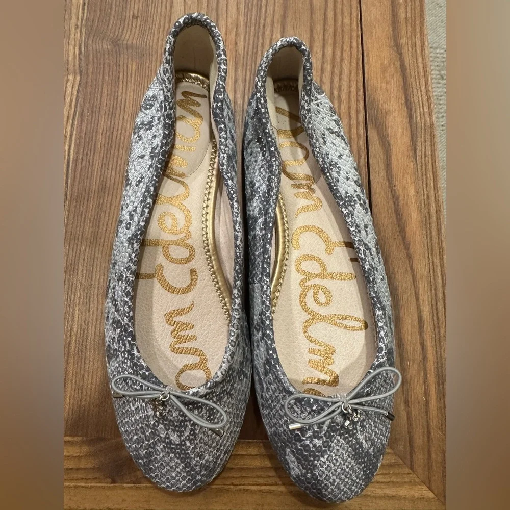 Sam Edelman Felicia Snake Print Grey Leather Bow Ballet Flats size 8 - Picture 2 of 2